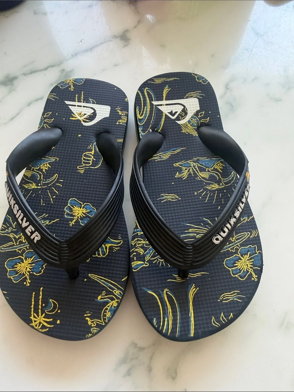 Kids flip flops